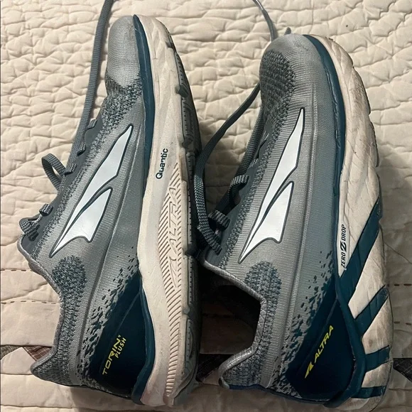 Altra Women's Sneakers 8.5 - Picture 4 of 7